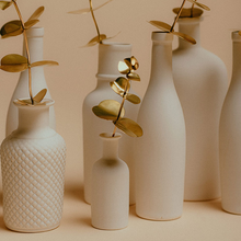 Eucalyptus en laiton et son Vase en porcelaine - Moyen