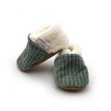 Chaussons Bébé Velours Côtelé - Plusieurs couleurs